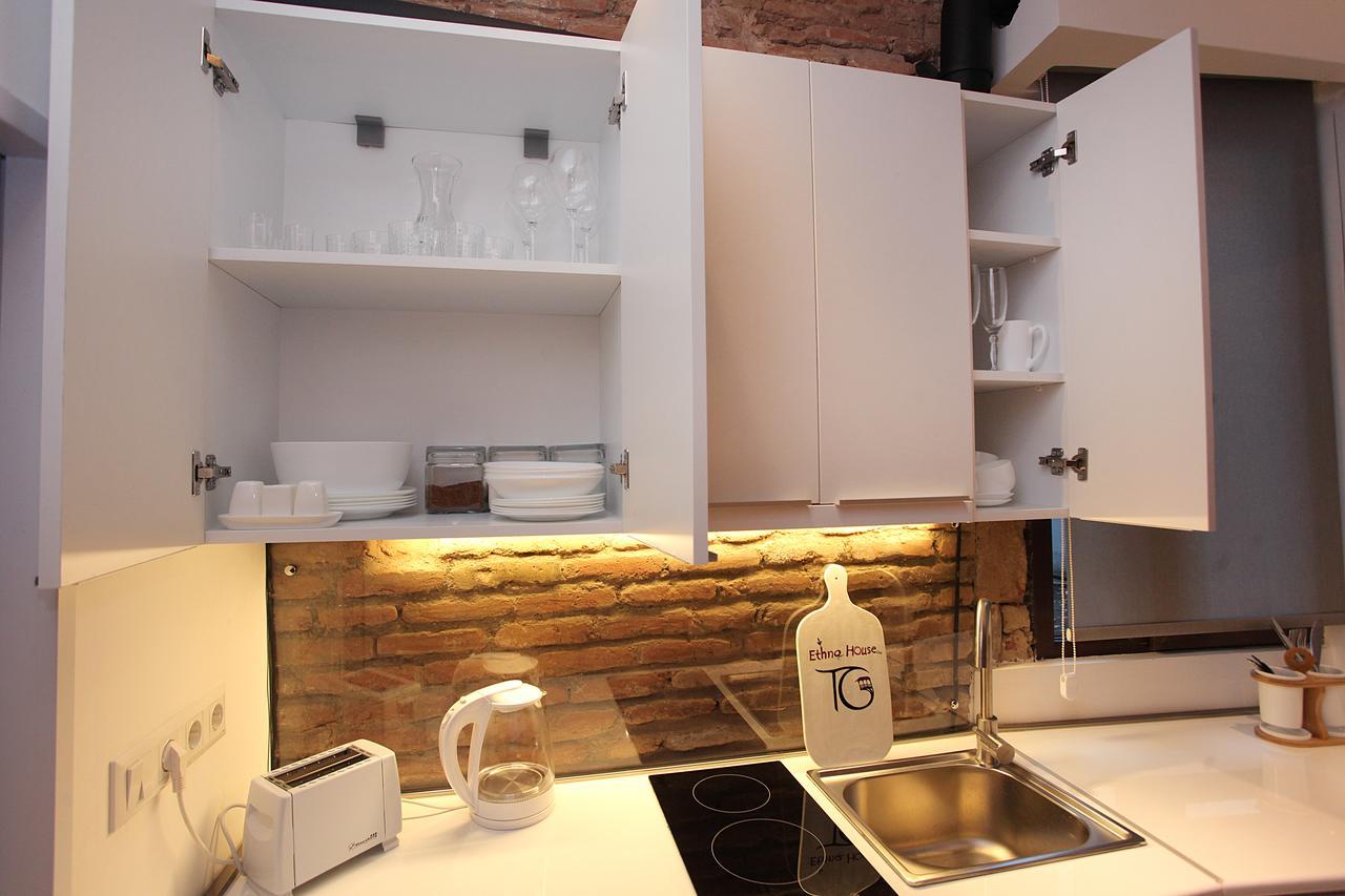 Ethno House Tg Lägenhet Tbilisi Exteriör bild
